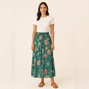 Veronica M Skirt